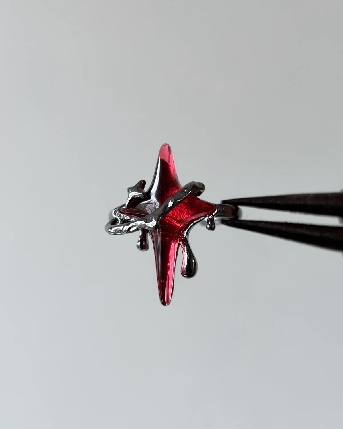 Crystal ring (size 22-23)