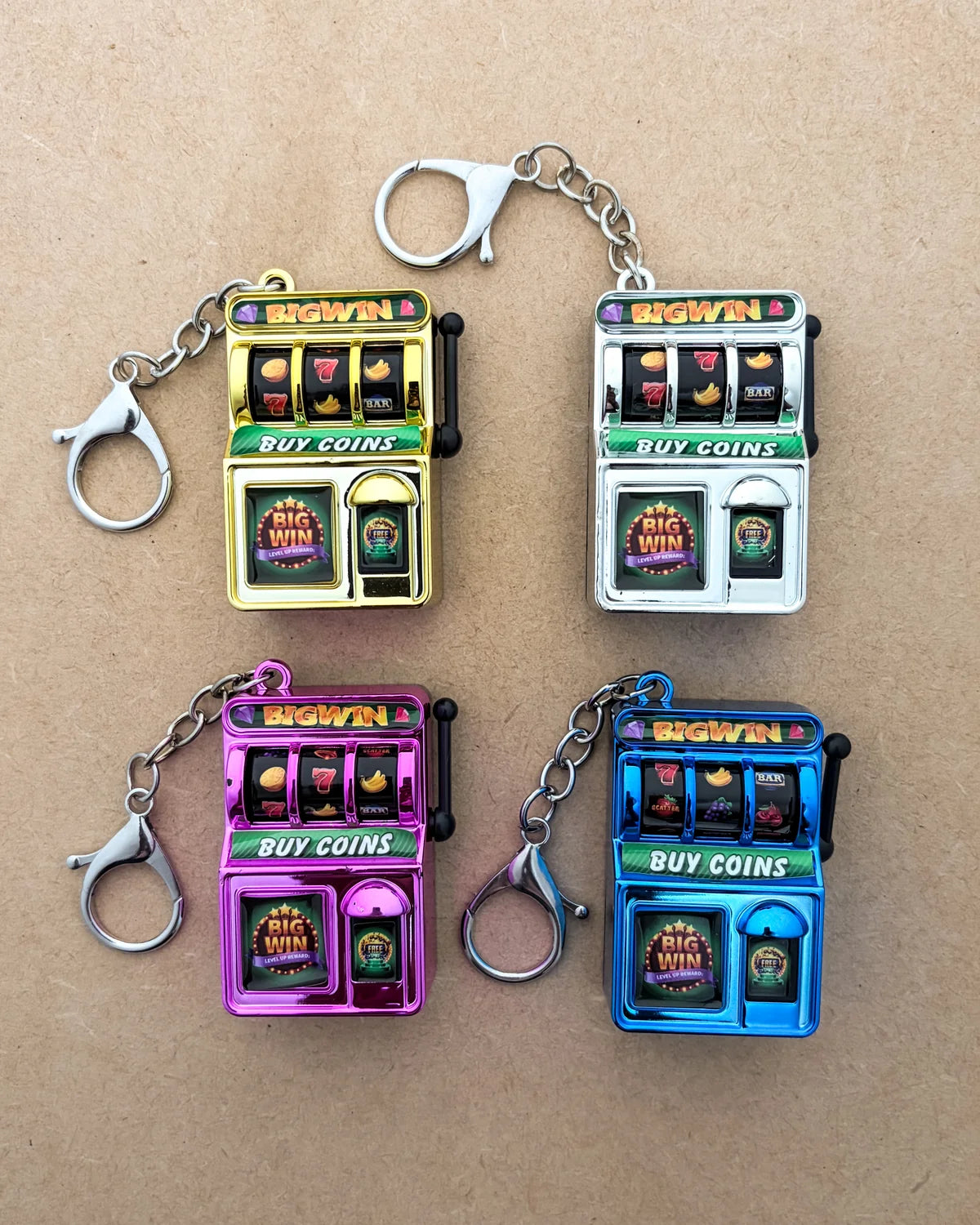 Casino Slot Machine Keychain (you’ll get a random piece)